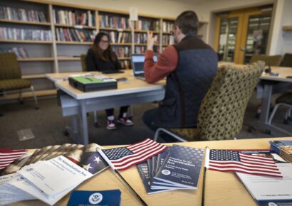 EE. UU. elimina pagos físicos en trámites migratorios: “Solo se aceptan métodos electrónicos”