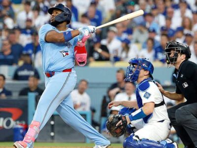 Vladimir Guerrero Jr. levanta el vuelo de los Azulejos y empata la Serie Mundial