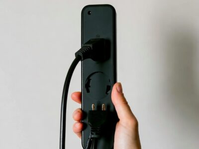 Desconecta los aparatos en desuso: ahorro que se nota