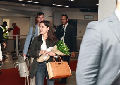 Leah Campos llega como embajadora de EE. UU. a RD