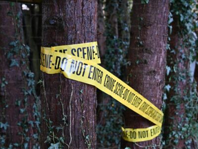 Hallan restos humanos calcinados frente a vivienda de mujer desaparecida en San Cristóbal