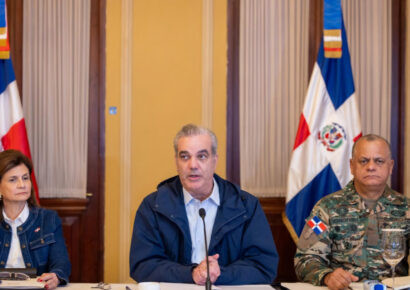 Gobierno anuncia retorno a actividades laborales y escolares tras Melissa