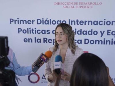 Supérate impulsa diálogo internacional sobre políticas de cuidado y equidad