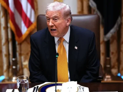 Supremo de EE.UU. permite a Trump suspender pagos del programa de asistencia alimentaria SNAP