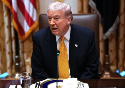 Supremo de EE.UU. permite a Trump suspender pagos del programa de asistencia alimentaria SNAP