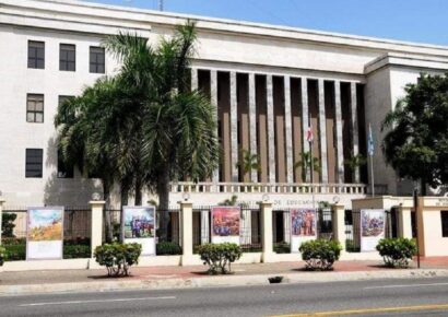 MINERD anuncia reanudación de clases tras paso del huracán Melissa