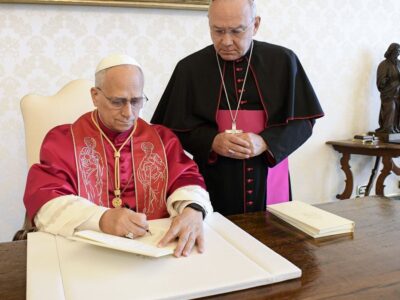 El papa León XIV pide dejar avanzar la investigación contra el obispo de Cádiz