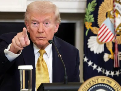 Trump califica como “acto de terrorismo” tiroteo que hirió a dos guardias nacionales