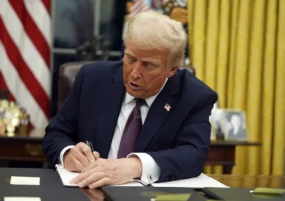 EE.UU. suspende todas las decisiones de asilo tras orden de Trump