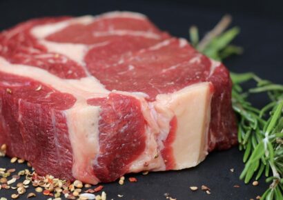 Documentan primer caso mortal del síndrome alfa-gal en EE.UU. por alergia a carne roja tras picadura de garrapata