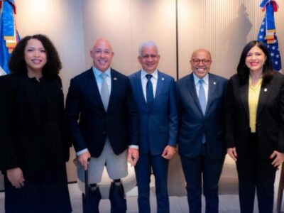 Congreso Nacional recibe delegación de EE.UU. para fortalecer relaciones y abordar crisis en Haití