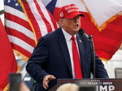 Un 20 % de latinos en Texas cambia de postura