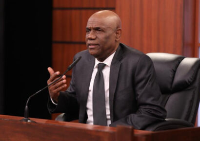 Juez José Alejandro Vargas aclara alcance de sentencia del Tribunal Constitucional sobre disciplina policial y militar