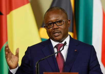 El presidente de Guinea-Bisáu huye a Senegal tras ser derrocado en un golpe de Estado