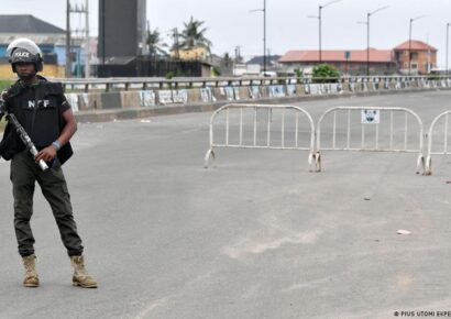 Secuestran a más de 200 estudiantes y docentes en colegio católico de Nigeria