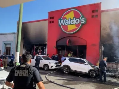 Sube a 23 el número de fallecidos por incendio en tienda Waldo’s en Hermosillo