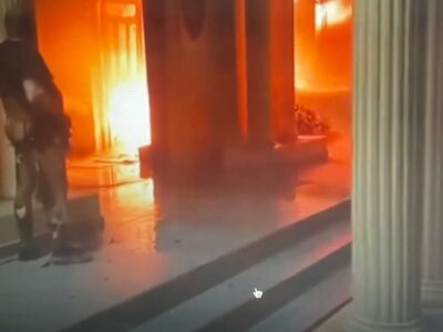 Incendio en destacamento de Santiago Rodríguez provoca caos y dos lesionados leves