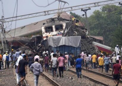 Al menos siete muertos y 14 heridos tras colisión de trenes en el centro de India