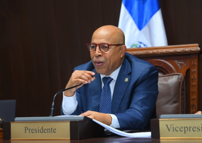 Alfredo Pacheco denuncia a comunicadora “La Tora”, por difamación y extorsión