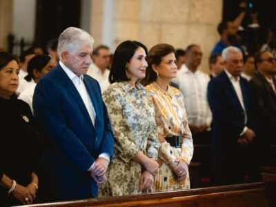 La primera Raquel Arbaje, asistió al 91.º Aniversario del Ministerio de Obras Públicas