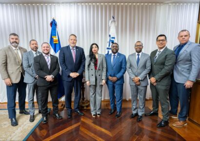Yeni Berenice recibe misión de la DEA y reafirma compromiso de RD contra el narcotráfico