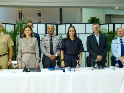 Fuerzas Armadas y Policía mantendrán disciplina pese a fallo del Tribunal Constitucional