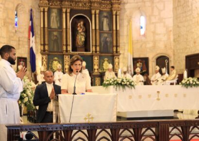 Raquel Peña reafirma compromiso del Gobierno para erradicar el narcotráfico sin distinción de rango