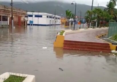 Lluvias provocan desbordamiento de ríos y aislan comunidades en Puerto Plata