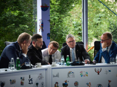 Líderes europeos y Zelenski exigen que cualquier acuerdo con Rusia respete la soberanía de Ucrania