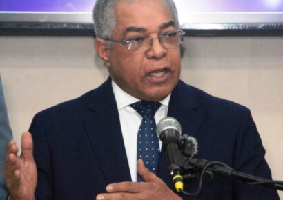 Gasto del Gobierno del PRM impide una reforma fiscal sostenible