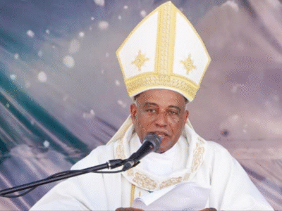 Monseñor Manuel Antonio Ruiz agradece el apoyo tras ser ordenado primer obispo de la Diócesis Stella Maris