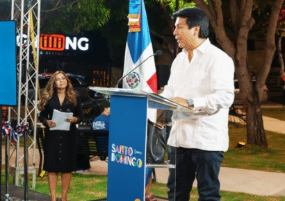 Gerente de Industrias San Miguel (Kola Real) agradece visión y compromiso de Carolina con SD