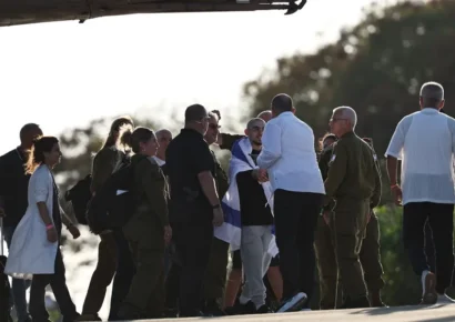 Rehén israelí liberado relata abusos durante su secuestro en Gaza