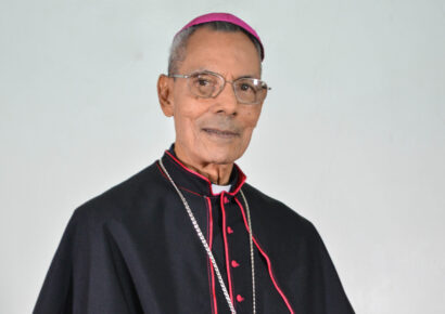 Monseñor Rafael Felipe Núñez, obispo emérito de Barahona, hospitalizado en Santiago