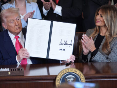 Melania Trump lanza iniciativa “Fomentando Futuro” para jóvenes en hogares de acogida