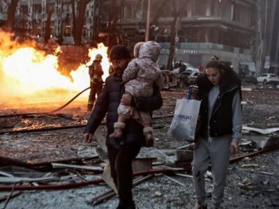 Ataque aéreo ruso deja al menos dos muertos y más de 20 heridos en Kiev