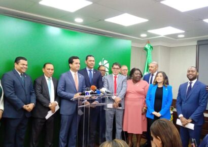 Diputados de FP cuestionan inversión de RD$12 mil millones para daños del huracán Melissa