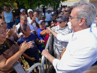 Presidente Abinader inaugurará hospital en Piedra Blanca y entregará viviendas y obras comunitarias en Santo Domingo Este