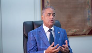 Ministro Joel Santos: “Ya inició la investigación para determinar las causas del apagón general en el país”