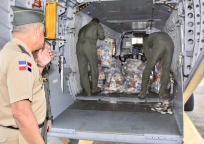 Ayuda dominicana llega a Jamaica; Cuba y Haití en espera