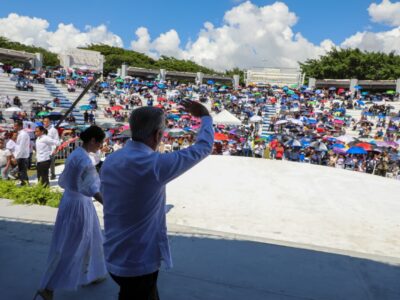 Feligreses celebran la creación de la Diócesis Stella Maris y la consagración de su primer obispo