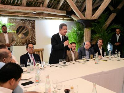 Leonel: “Todos los problemas empiezan a brotar simultáneamente”; la crisis de credibilidad del Gobierno se agrava