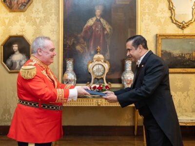 Embajador dominicano Víctor Suárez Díaz presenta cartas credenciales ante la Soberana Orden de Malta