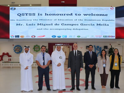 Ministro Luis Miguel De Camps expone estrategia educativa dominicana en cumbre mundial en Qatar