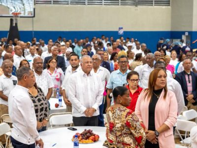 Gobierno lanza amplio programa de abastecimiento popular para Navidad