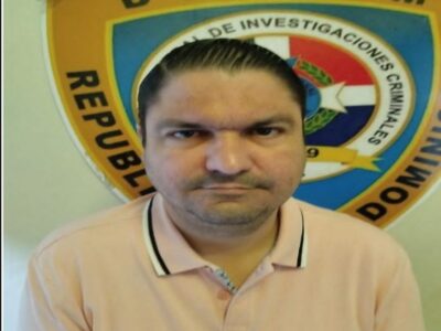 Abogado en La Vega bajo presentación periódica tras amenazar a ciudadanos con escopeta