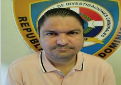 Abogado en La Vega bajo presentación periódica tras amenazar a ciudadanos con escopeta