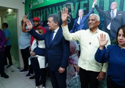 Otro dirigente del PRM pasa a la FP: se suma Pedro Alejandro Aguirre, exdiputado por 4 períodos y 3 veces alcalde