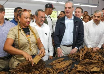 Abinader impulsa desarrollo integral en San Juan