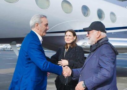 Abinader inicia visita a EE.UU. para fortalecer rol de RD en la cadena global de semiconductores